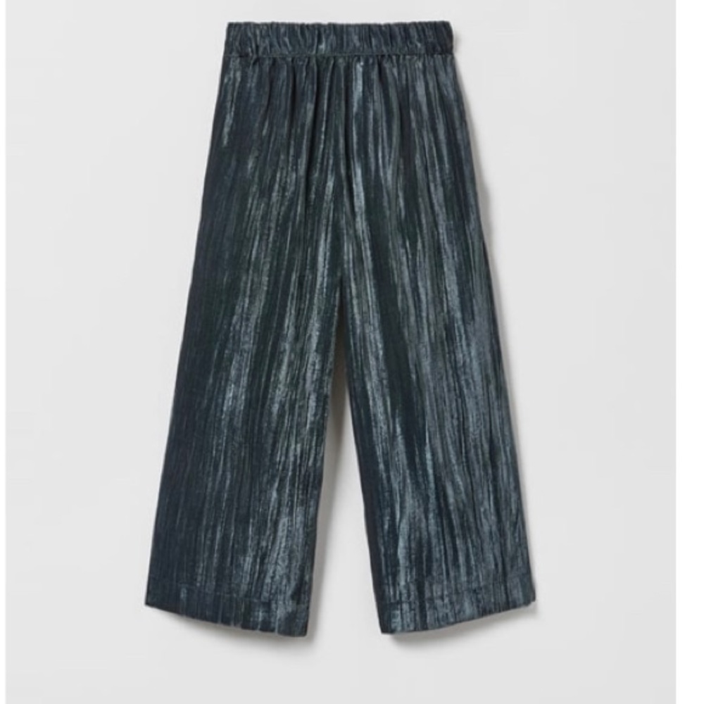 Pants with beautiful crystals all around